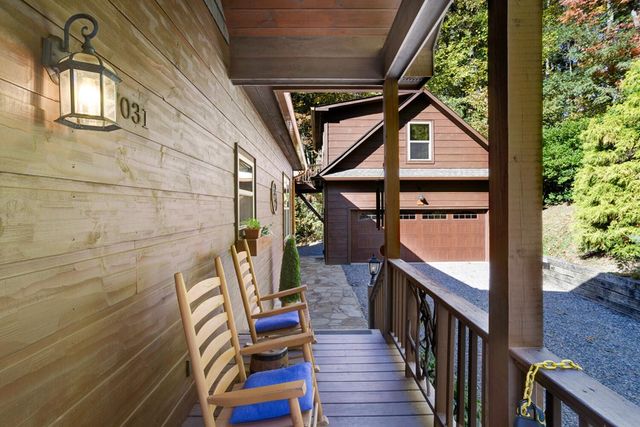 7031 Black Bear Trail, Hiawassee, GA 30546
