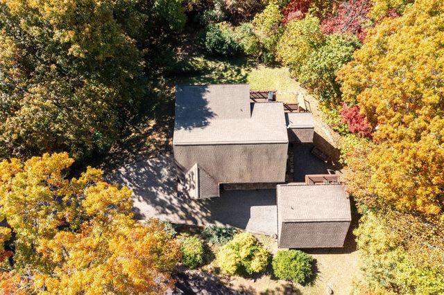 7031 Black Bear Trail, Hiawassee, GA 30546
