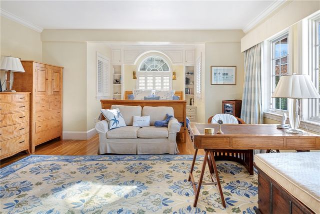 2 Harbor View Drive, Newport, RI 02840