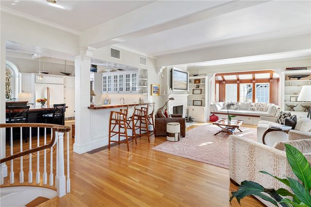 2 Harbor View Drive, Newport, RI 02840