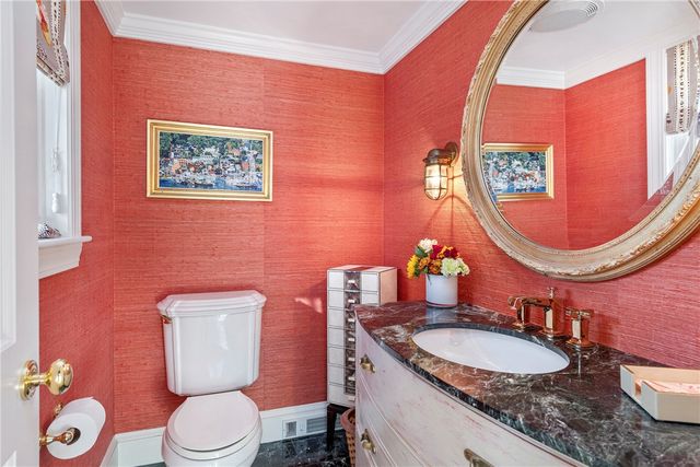 2 Harbor View Drive, Newport, RI 02840