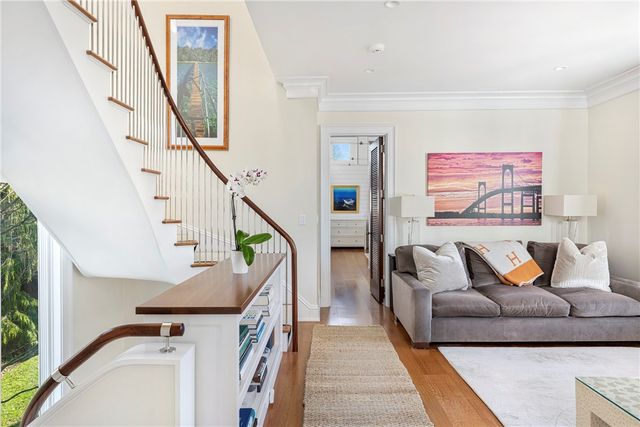 2 Harbor View Drive, Newport, RI 02840