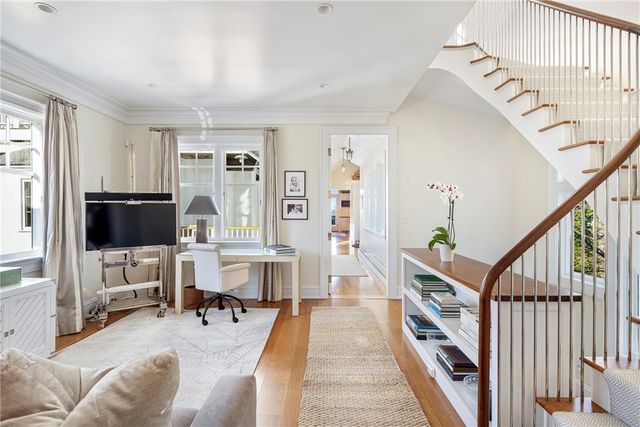 2 Harbor View Drive, Newport, RI 02840