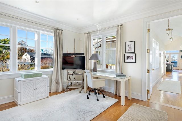 2 Harbor View Drive, Newport, RI 02840