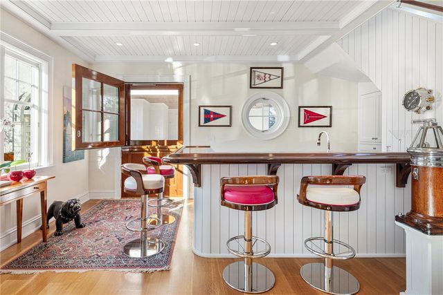 2 Harbor View Drive, Newport, RI 02840