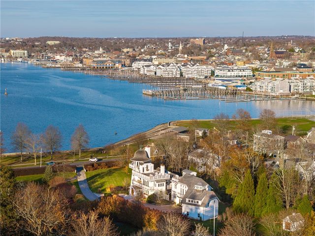 2 Harbor View Drive, Newport, RI 02840