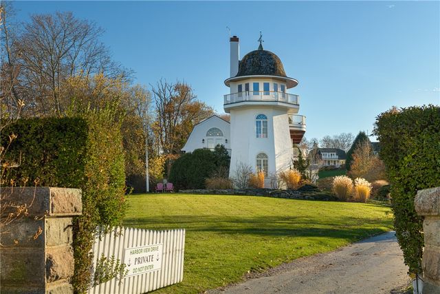 2 Harbor View Drive, Newport, RI 02840