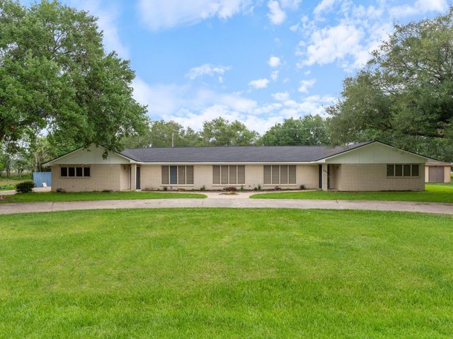 601 W 6th Street Alley W, Bay City, TX 77414