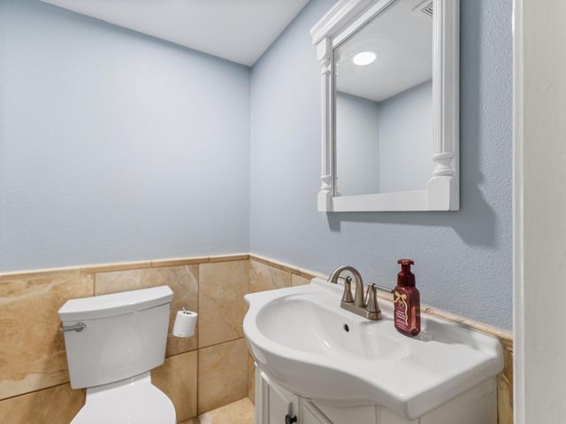 601 W 6th Street Alley W, Bay City, TX 77414