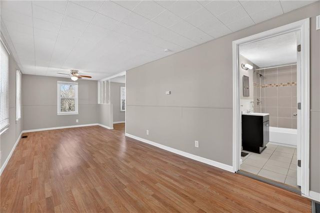 2209 S Hawthorne Avenue, Independence, MO 64052