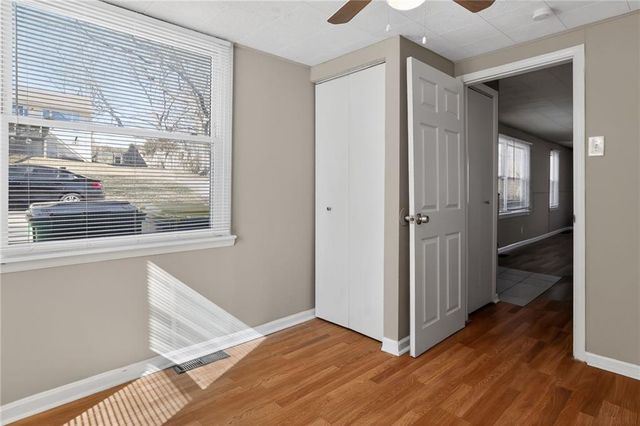 2209 S Hawthorne Avenue, Independence, MO 64052