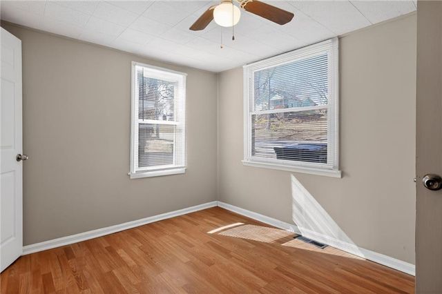 2209 S Hawthorne Avenue, Independence, MO 64052