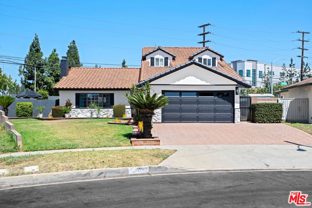 1293 E Bankers Drive, Carson, CA 90746 — exterior