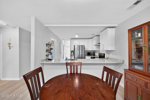 6204 Inland Greens Drive, Wilmington, NC 28405