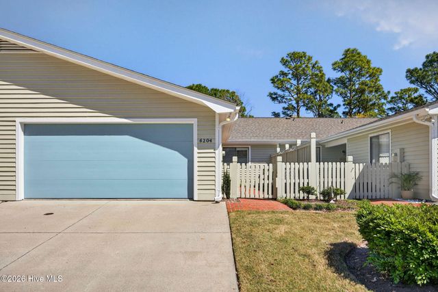 6204 Inland Greens Drive, Wilmington, NC 28405