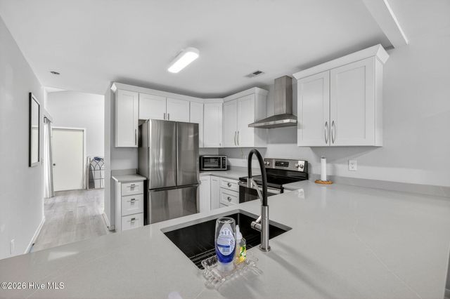 6204 Inland Greens Drive, Wilmington, NC 28405