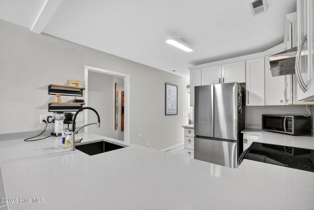 6204 Inland Greens Drive, Wilmington, NC 28405