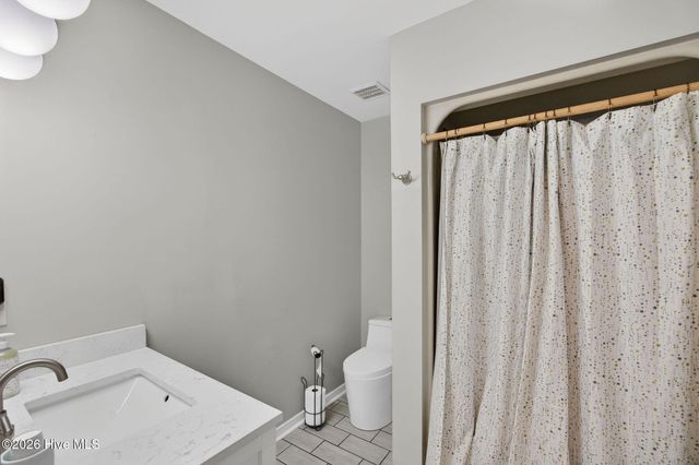 6204 Inland Greens Drive, Wilmington, NC 28405