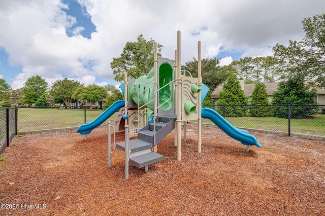 6204 Inland Greens Drive, Wilmington, NC 28405