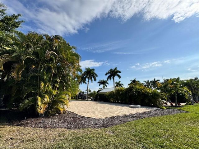 Lot 10 3027 E Riverbend Resort BLVD, Labelle, FL 33935