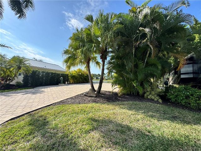 Lot 10 3027 E Riverbend Resort BLVD, Labelle, FL 33935