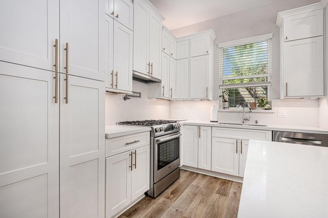 1315 Wycliffe Drive, Houston, TX 77043