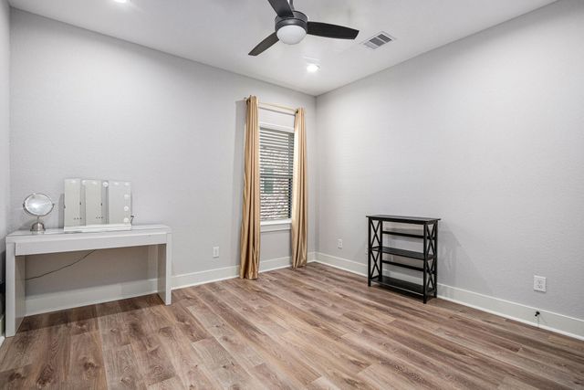 1315 Wycliffe Drive, Houston, TX 77043