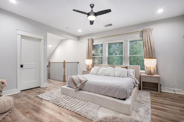 1315 Wycliffe Drive, Houston, TX 77043