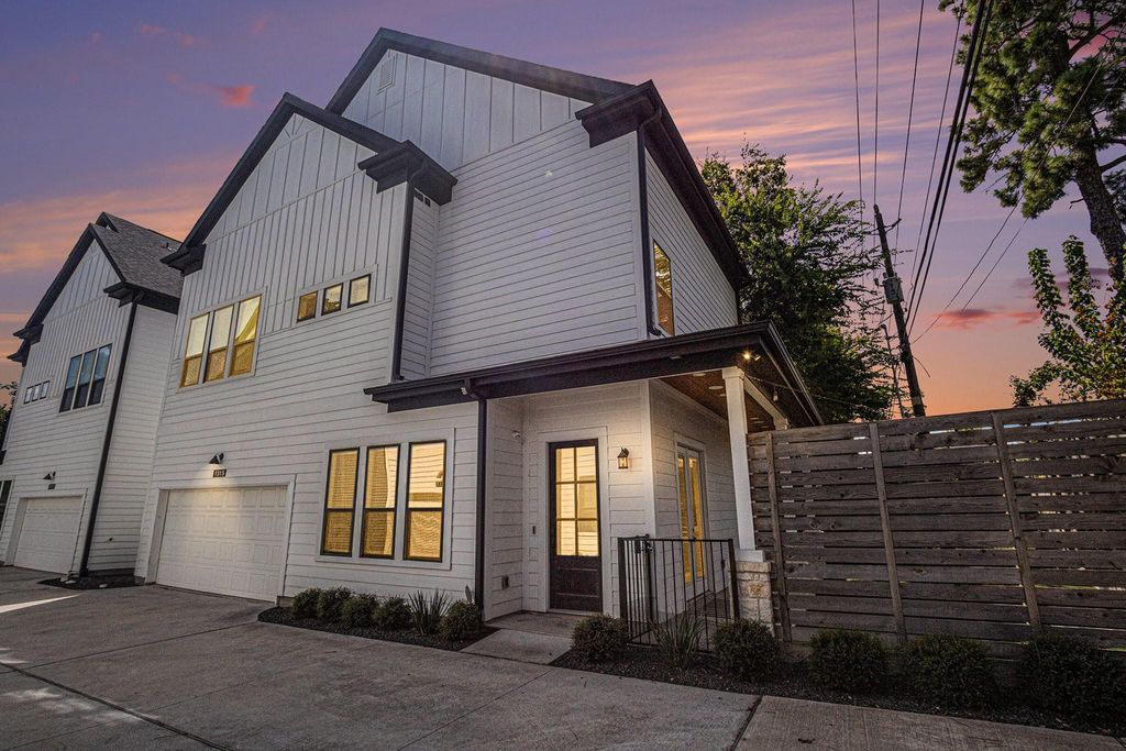 1315 Wycliffe Drive, Houston, TX 77043