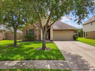 621 Rocky Hollow Lane, League City, TX 77573
