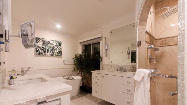 16 North Stonington, Laguna Beach, CA 92651