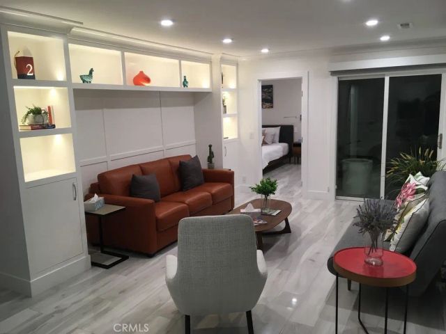 16 North Stonington, Laguna Beach, CA 92651