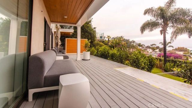 16 North Stonington, Laguna Beach, CA 92651