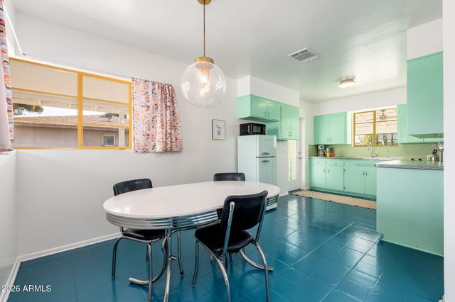 805 E JACKSON Avenue, Buckeye, AZ 85326