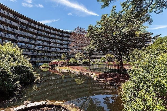 200 Swanton St 222, Winchester, MA 01890