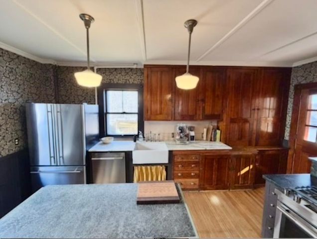 39 Nelson Street, Dover, NH 03820