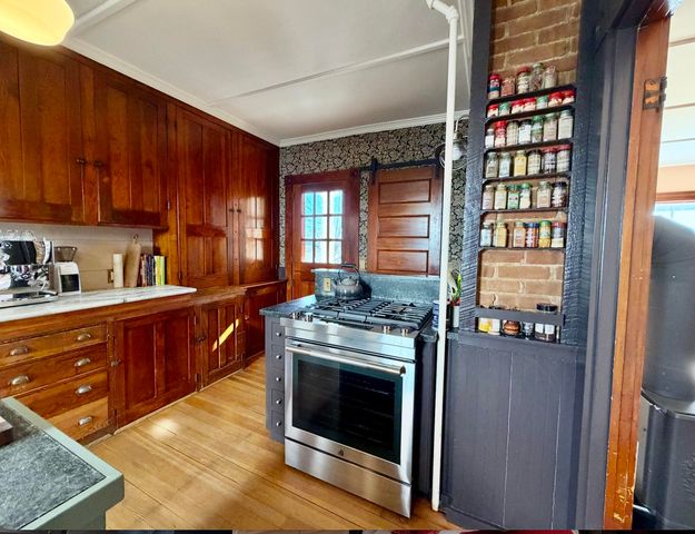 39 Nelson Street, Dover, NH 03820