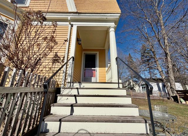 39 Nelson Street, Dover, NH 03820