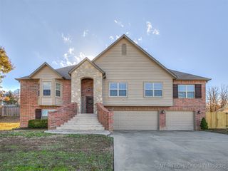 1776 S Stephanie Street, Sapulpa, OK 74066