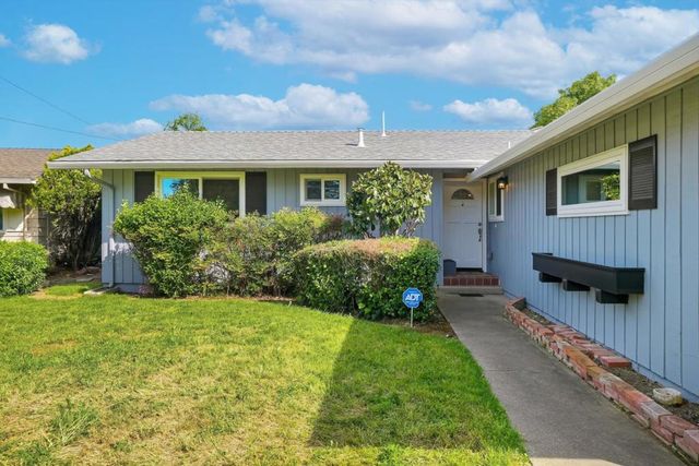 816 Cottonwood Drive, Cupertino, CA 95014