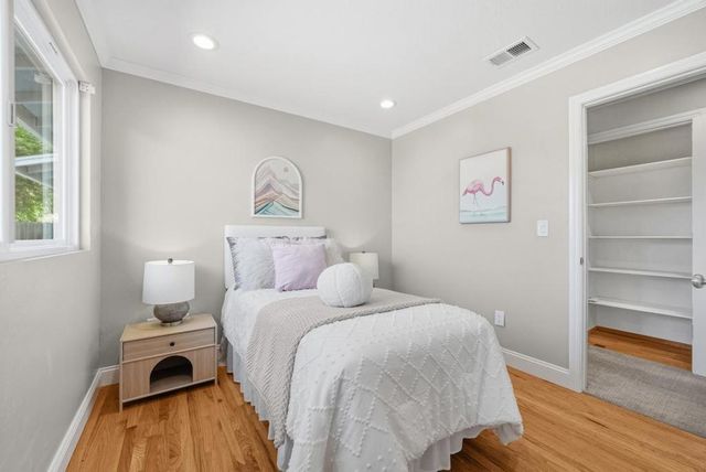 816 Cottonwood Drive, Cupertino, CA 95014