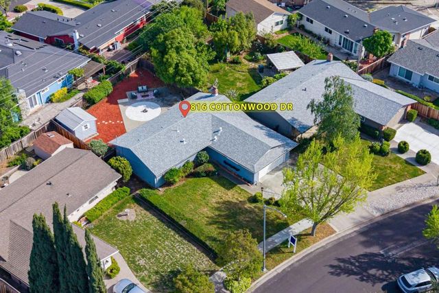 816 Cottonwood Drive, Cupertino, CA 95014