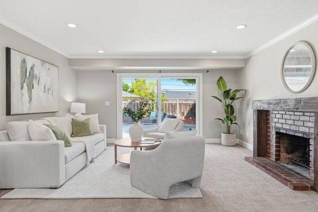 816 Cottonwood Drive, Cupertino, CA 95014