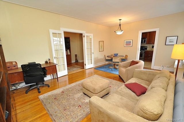 143 Garth Road 5J, Scarsdale, NY 10583