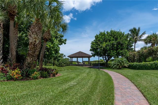 1200 Windrifter Way, Vero Beach, FL 32963