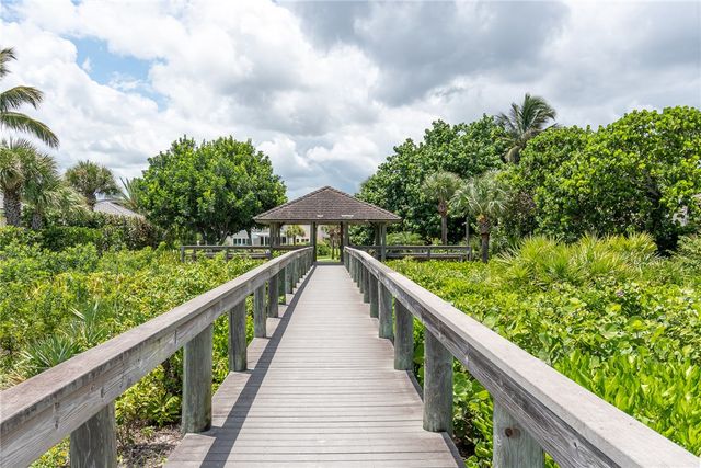 1200 Windrifter Way, Vero Beach, FL 32963
