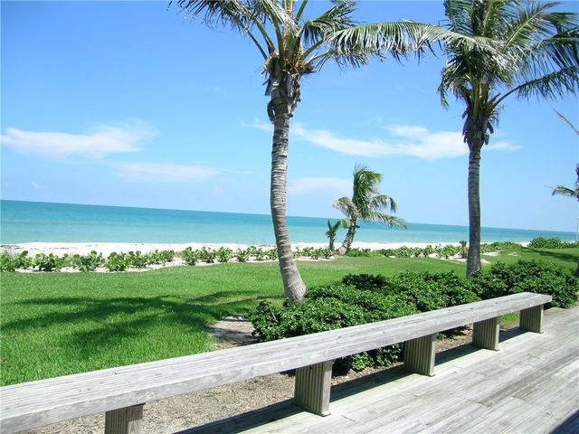 1200 Windrifter Way, Vero Beach, FL 32963