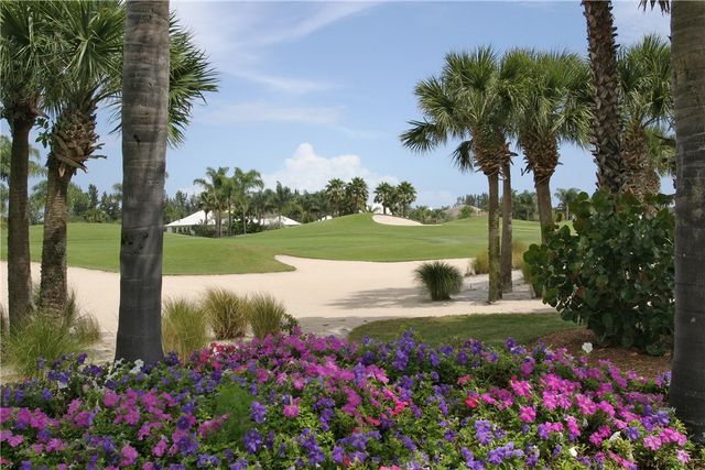 1200 Windrifter Way, Vero Beach, FL 32963