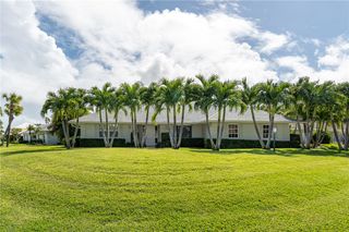 1200 Windrifter Way, Vero Beach, FL 32963