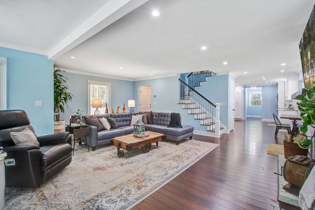 302 Huntington Road, Summerville, SC 29483